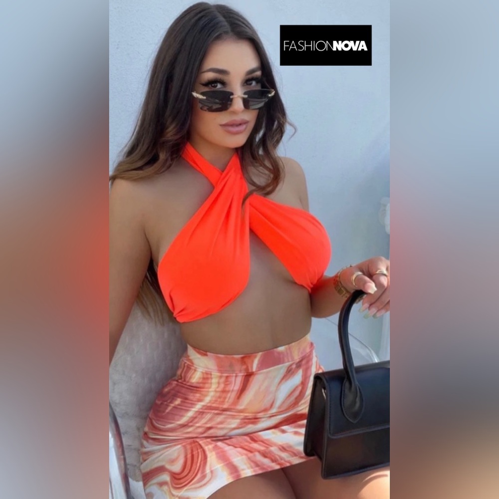 Fashion Nova Higher Highs Neon Coral Halter Top, Night Out, Beach, NWT, Large